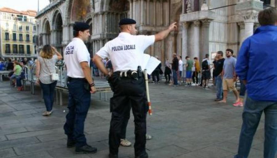 Assunzione a tempo determinato di 100 vigili Assunzione a tempo determinato di 100 vigili