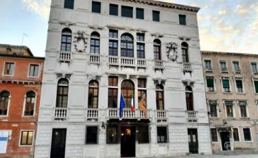 tre edifici - ca'savorgnan.jpg