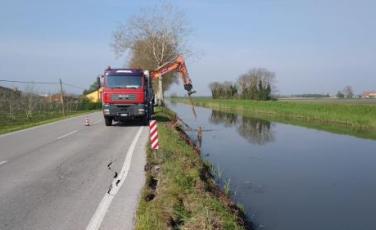 SCARPATA STRADALE SULLA SP 07 REBOSOLA A MONSOLE NEL COMUNE DI CONA