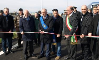 Marcon, il commissario Cesare Castelli inaugura i nuovi svincoli per la tangenziale di Mestre