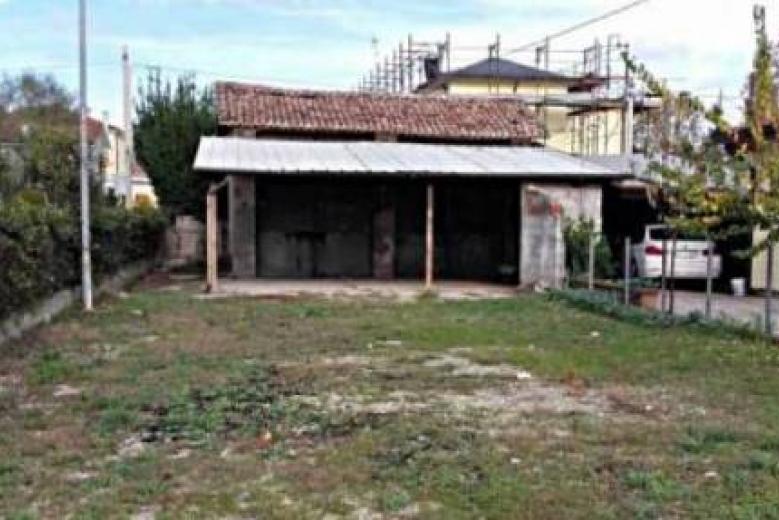 ex magazzino stradale a Cavarzere ex magazzino stradale a Cavarzere