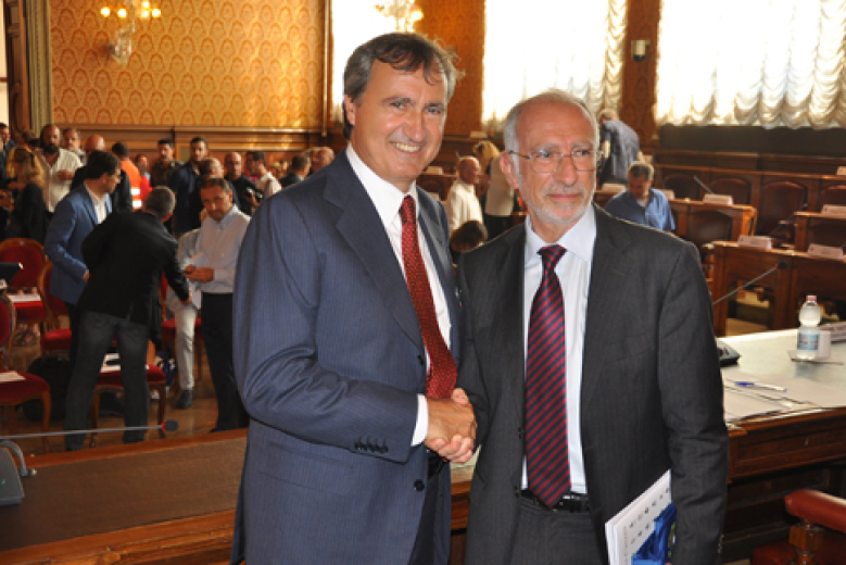 Il Sindaco Brugnaro e il Commissario Castelli Il Sindaco Brugnaro e il Commissario Castelli